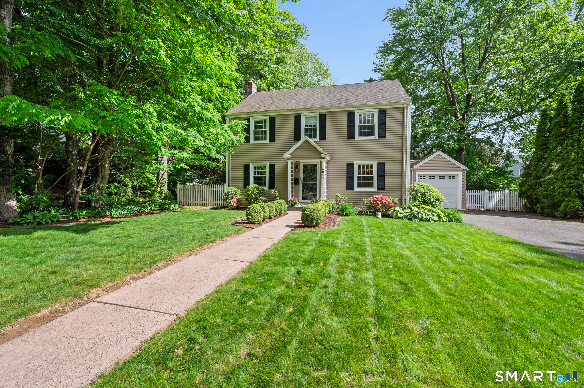 1273 Boulevard West Hartford CT 06119