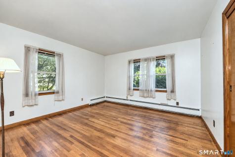 18 Taagan Point Road Danbury CT 06811