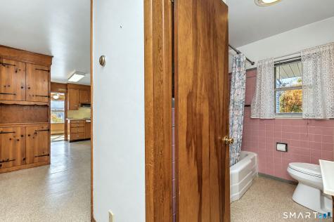 18 Taagan Point Road Danbury CT 06811