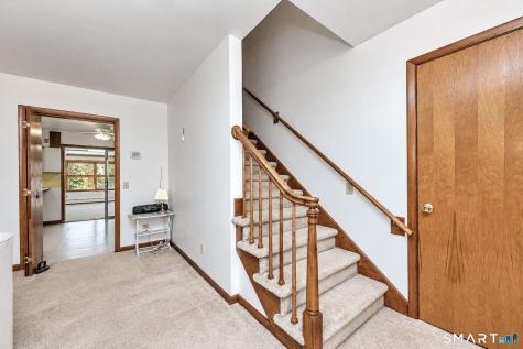 18 Taagan Point Road Danbury CT 06811
