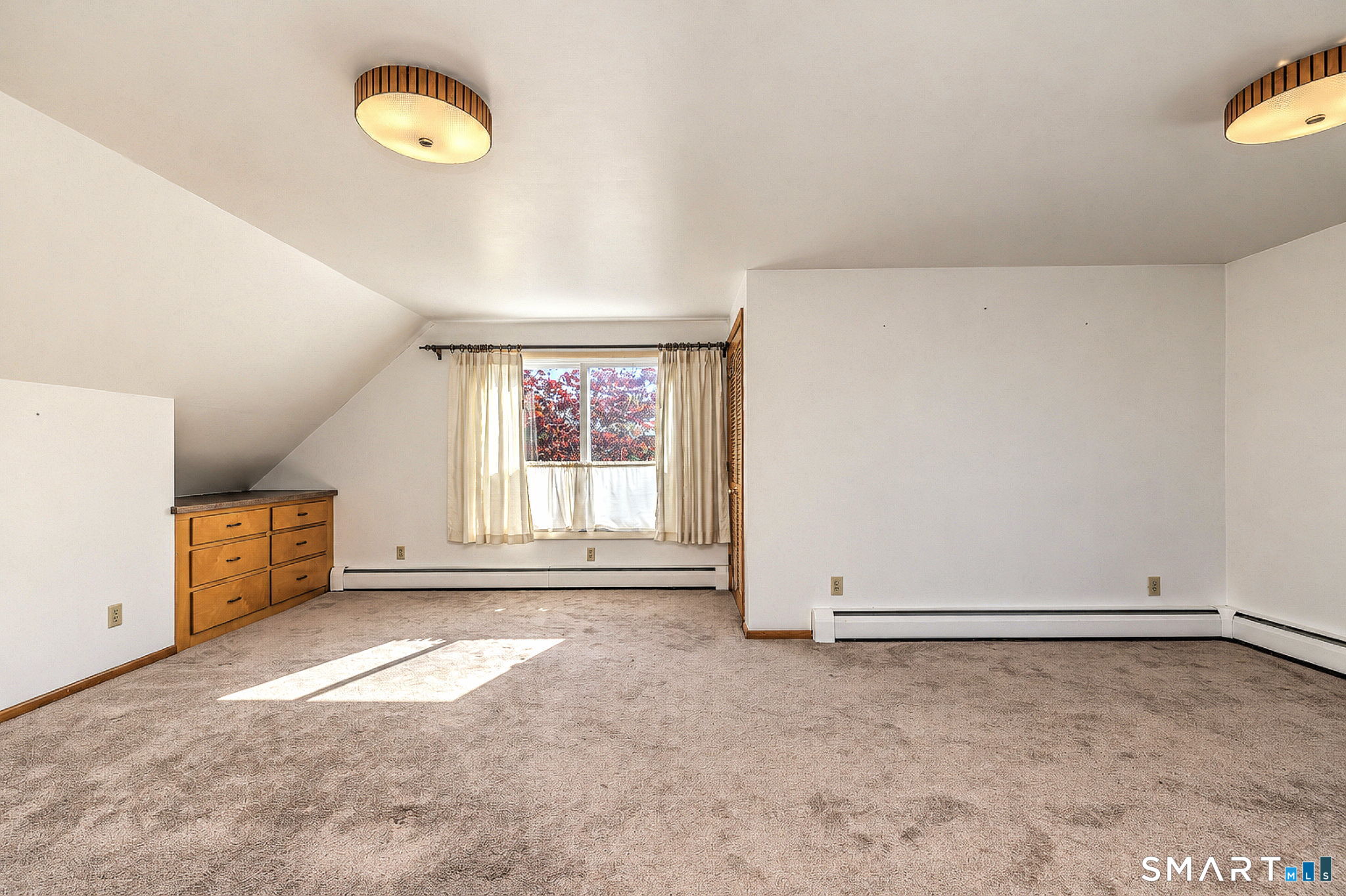 18 Taagan Point Road Danbury CT 06811