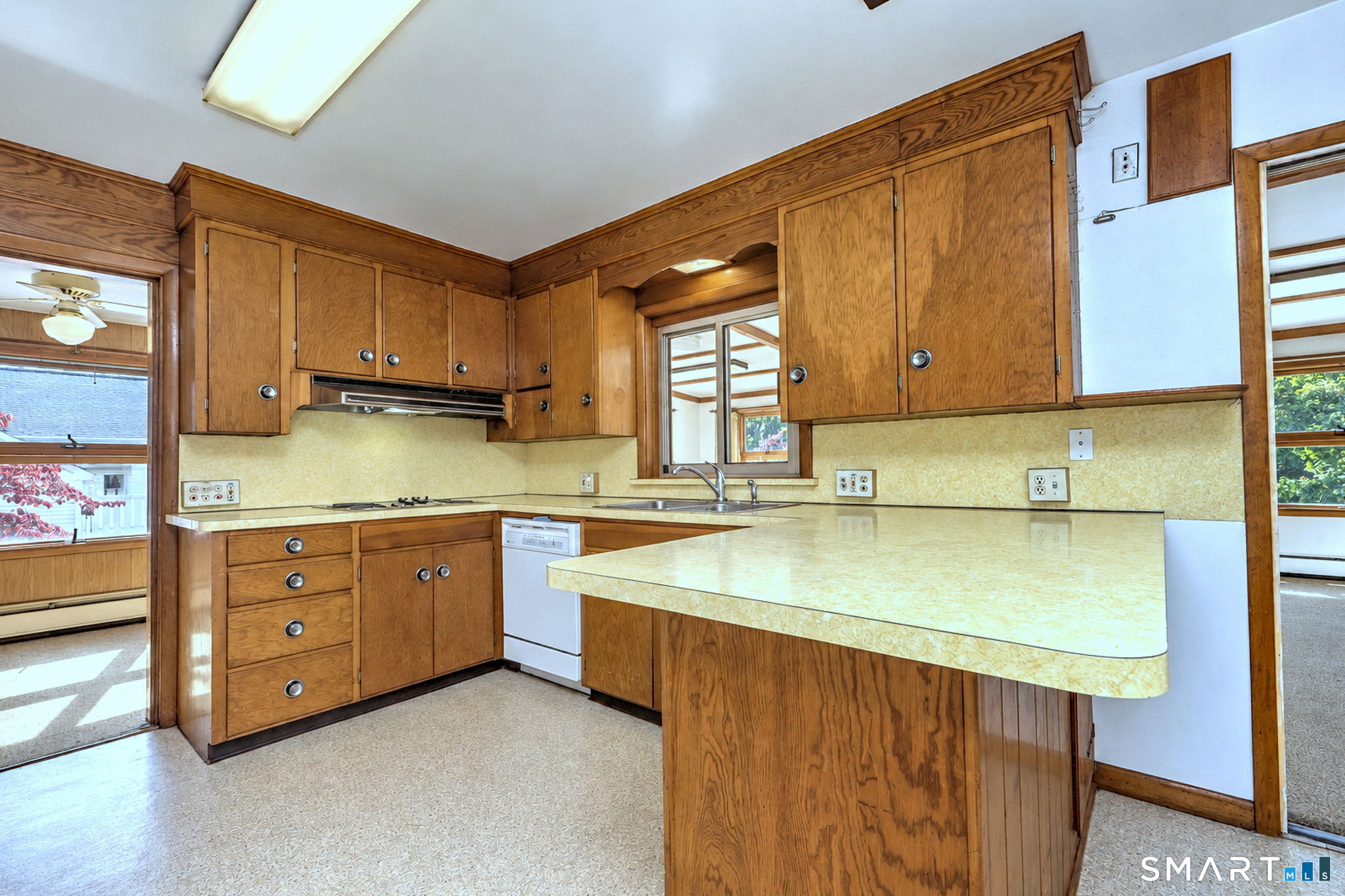 18 Taagan Point Road Danbury CT 06811