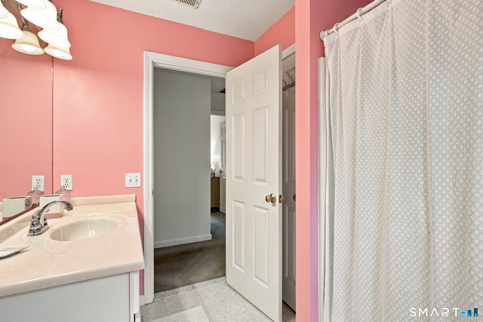 131 Pfister Drive Newington CT 06111