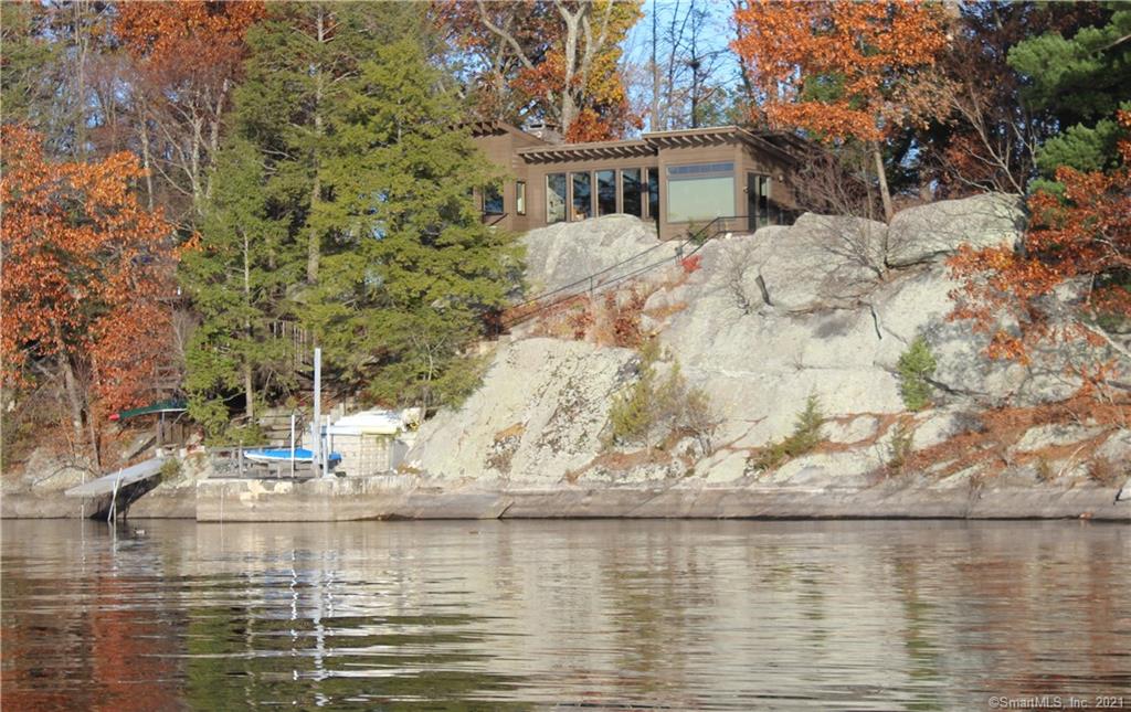 37 Hemlock Ridge New Milford CT 06776