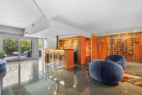 210 Red Fox Road Stamford CT 06903