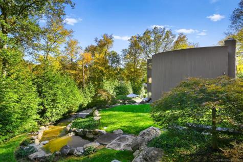 210 Red Fox Road Stamford CT 06903