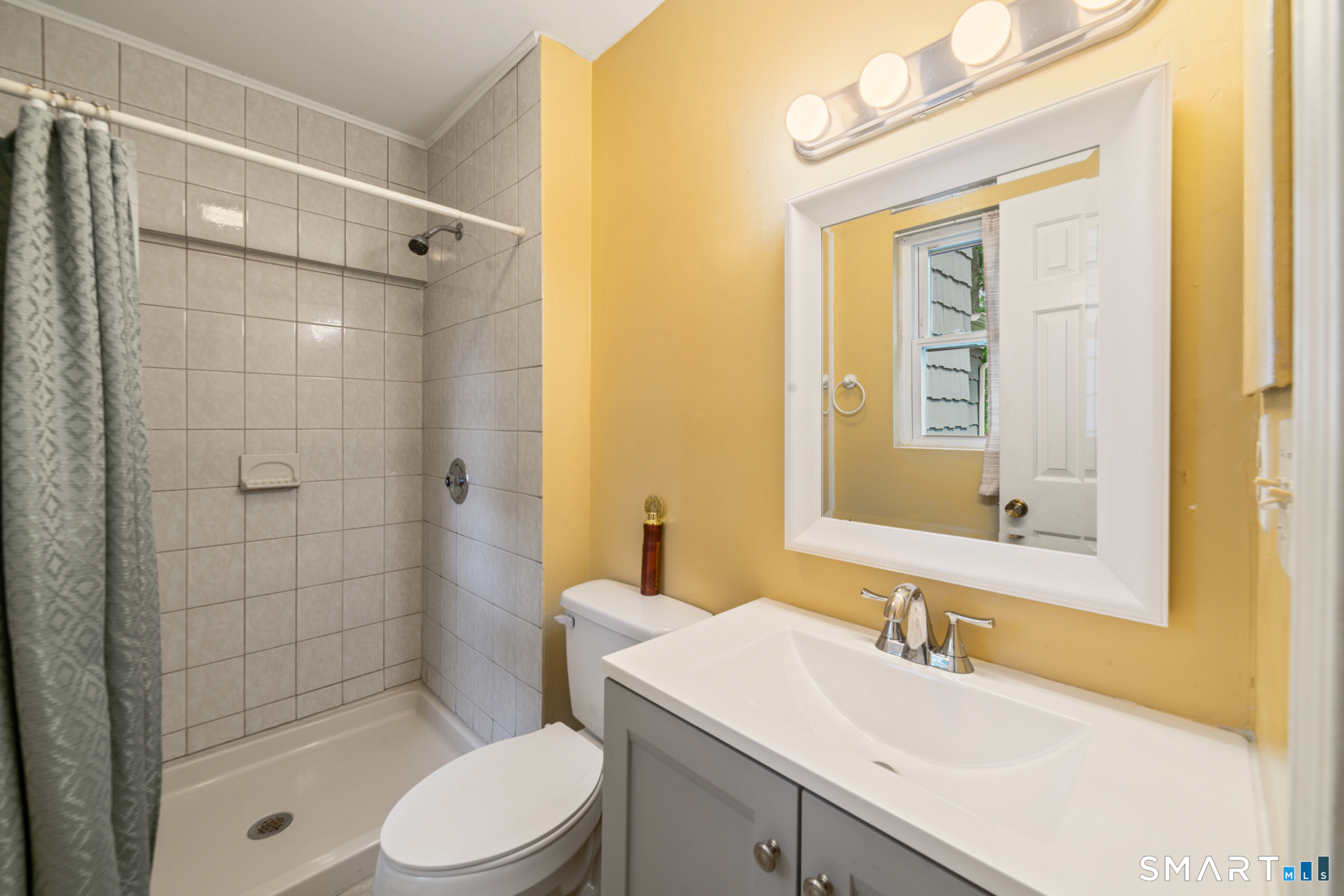 45 Carriage Lane Milford CT 06460