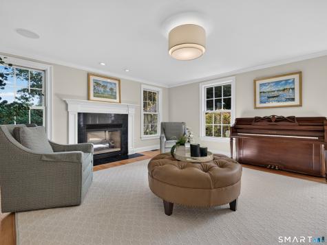 11 Fencove Court Old Saybrook CT 06475