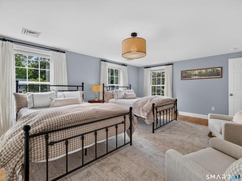 11 Fencove Court Old Saybrook CT 06475