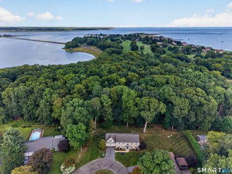 11 Fencove Court Old Saybrook CT 06475