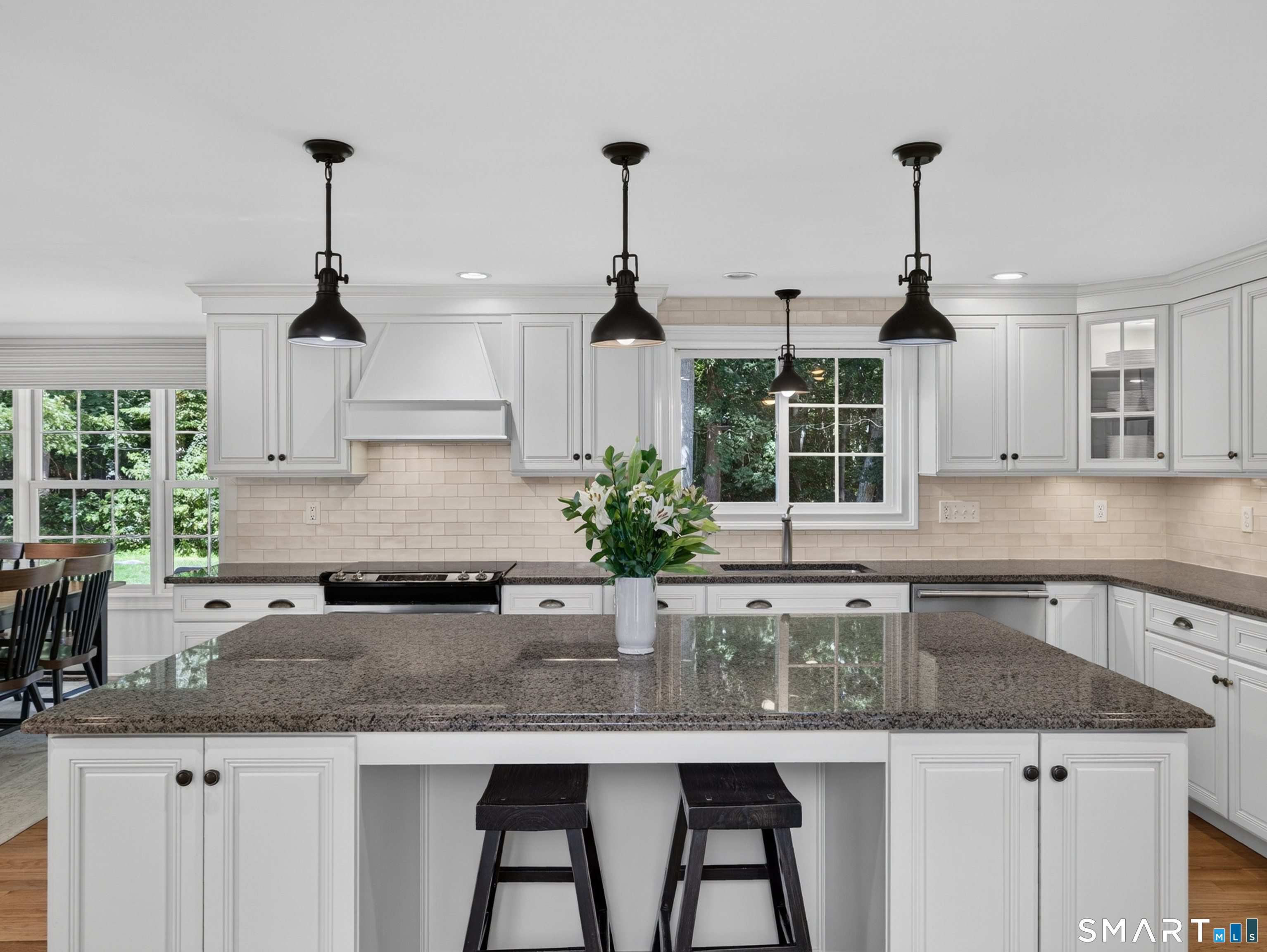 11 Fencove Court Old Saybrook CT 06475