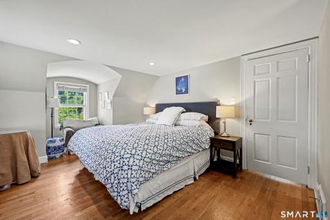 31 Smedley Road Fairfield CT 06824