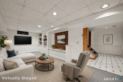 31 Smedley Road Fairfield CT 06824