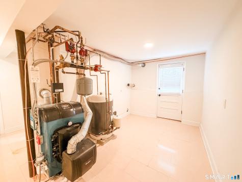 33 Forest Avenue Groton CT 06355