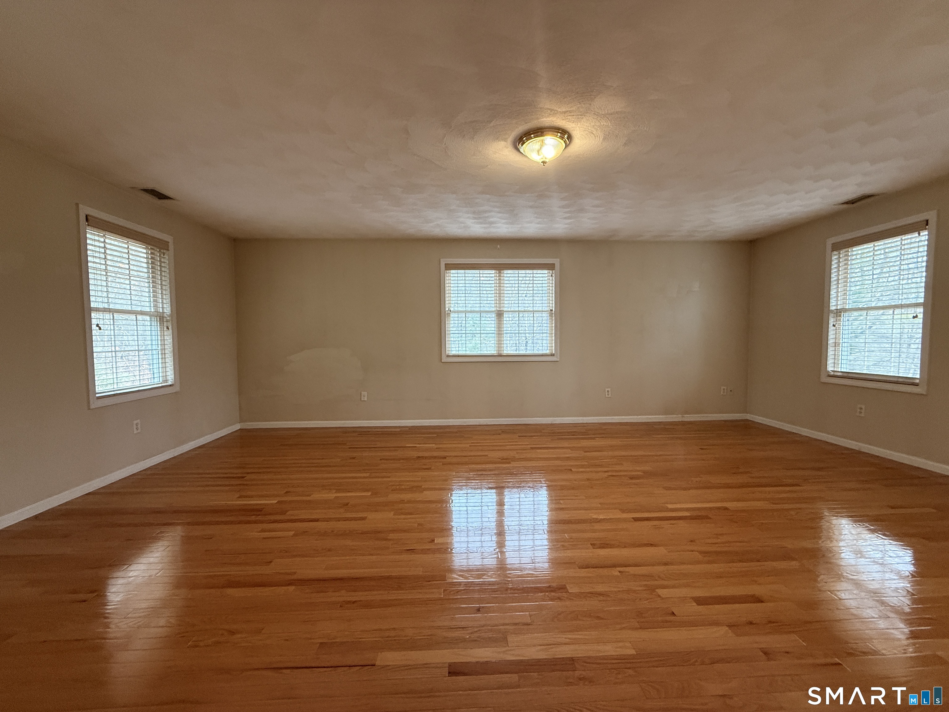 15 Salmon Drive Brooklyn CT 06234