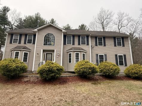 15 Salmon Drive Brooklyn CT 06234