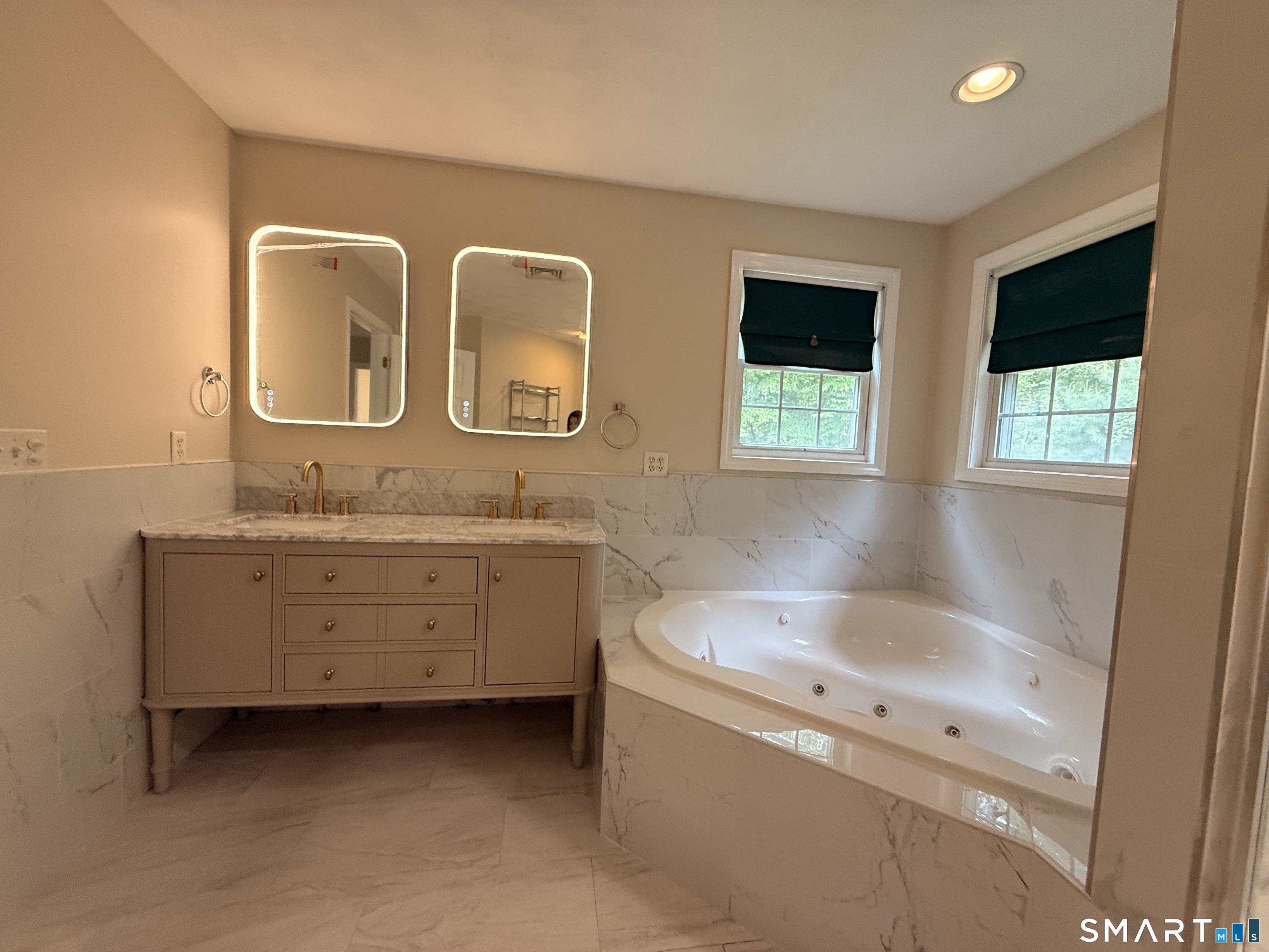 15 Salmon Drive Brooklyn CT 06234