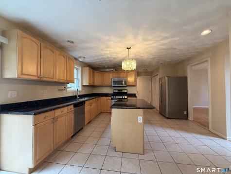15 Salmon Drive Brooklyn CT 06234