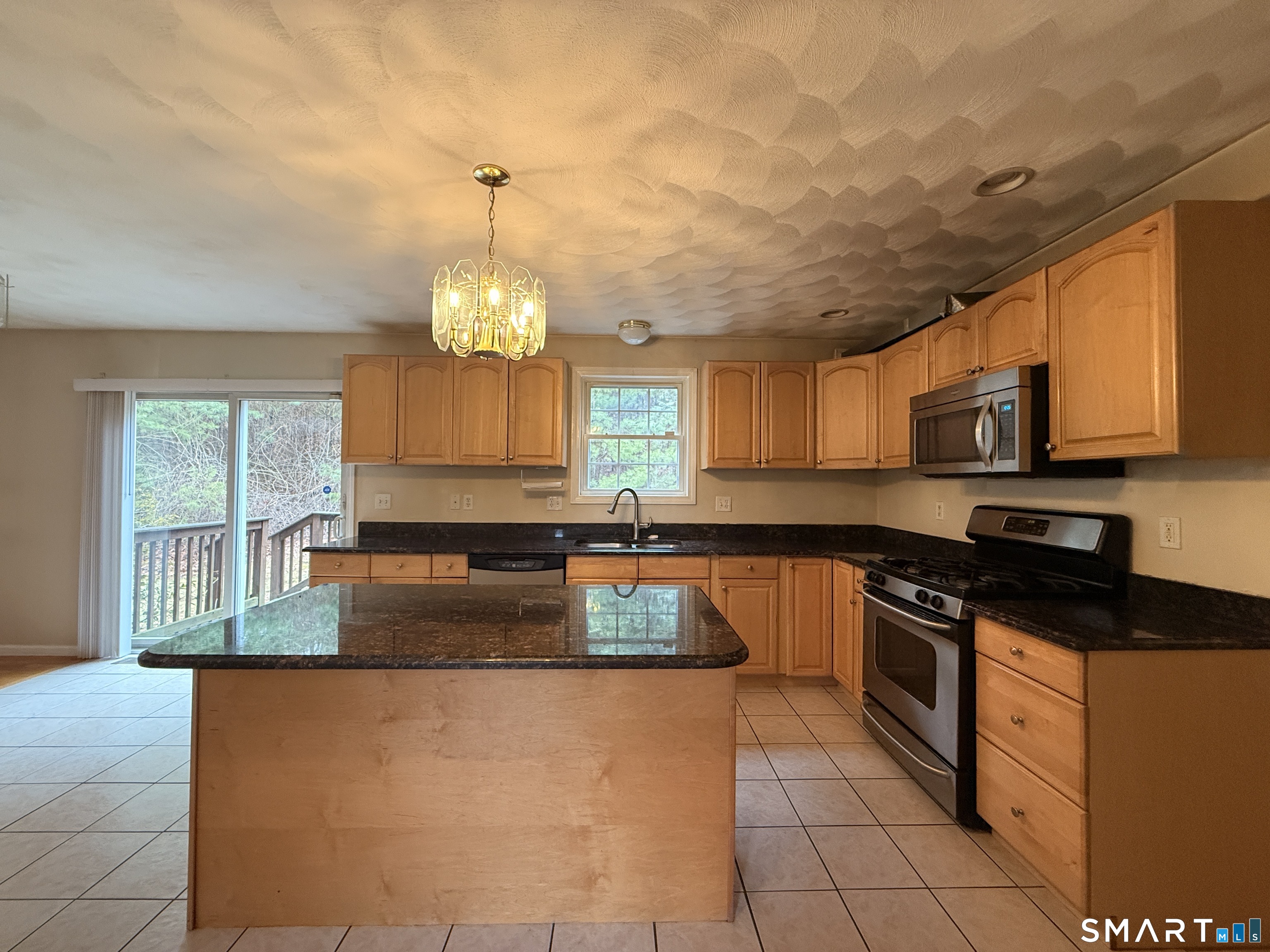 15 Salmon Drive Brooklyn CT 06234