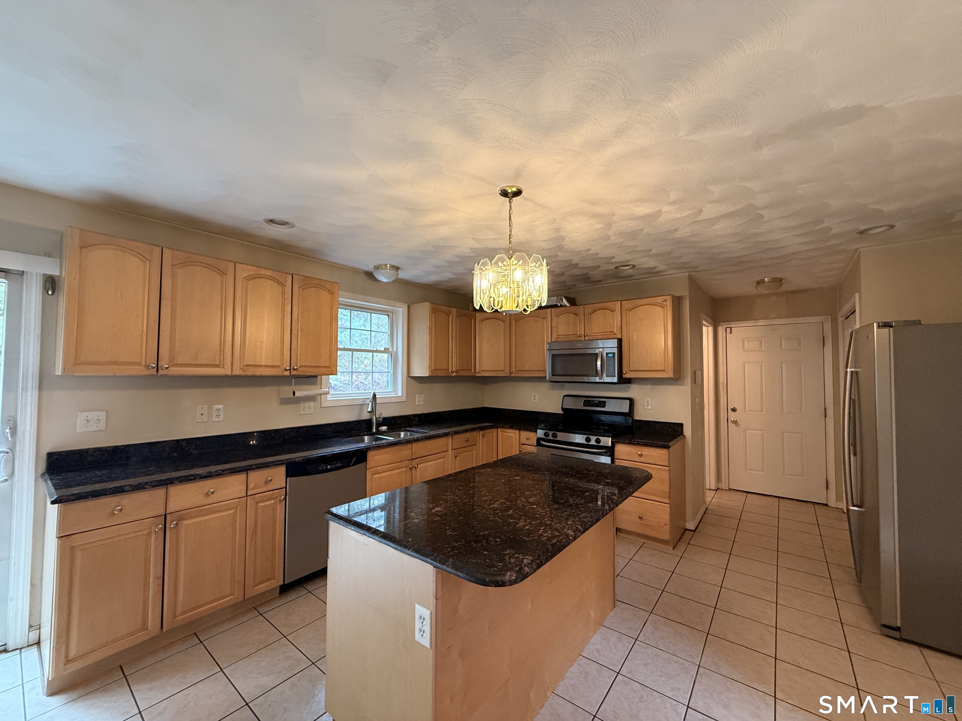 15 Salmon Drive Brooklyn CT 06234