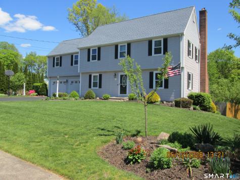 12 Briarwood Lane Wallingford CT 06492