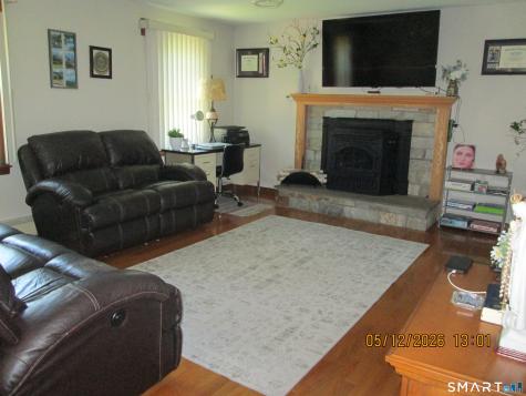 12 Briarwood Lane Wallingford CT 06492