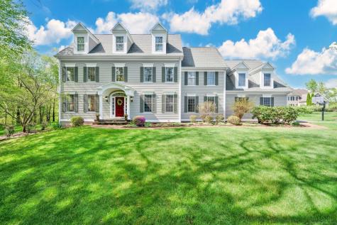 54 Sheffield Lane Avon CT 06001