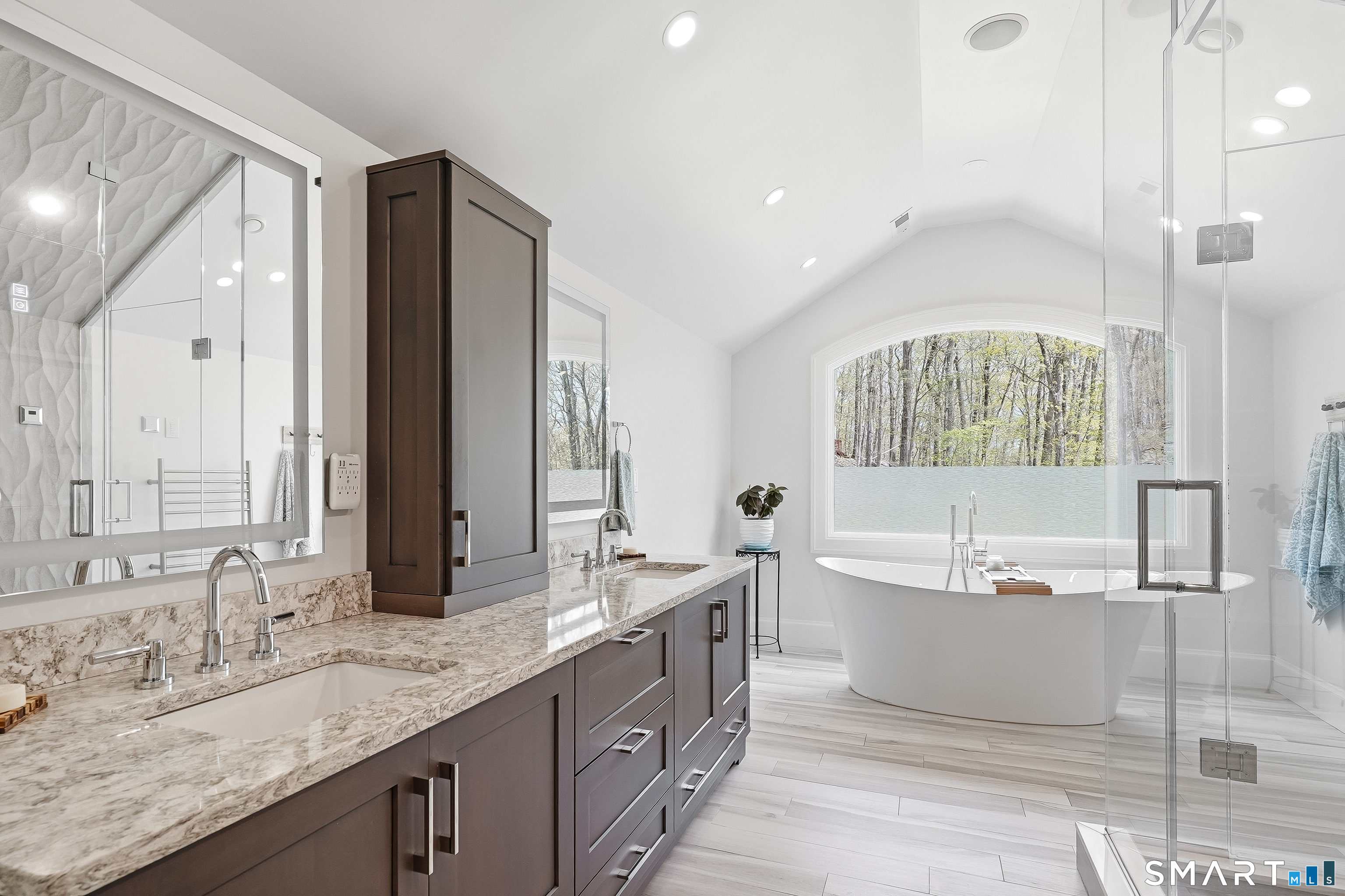63 Coventry Lane Trumbull CT 06611