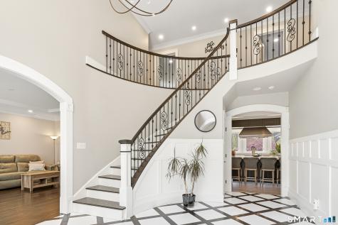 63 Coventry Lane Trumbull CT 06611