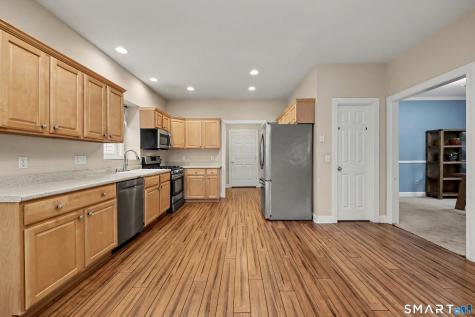 29 Evergreen Terrace Seymour CT 06483
