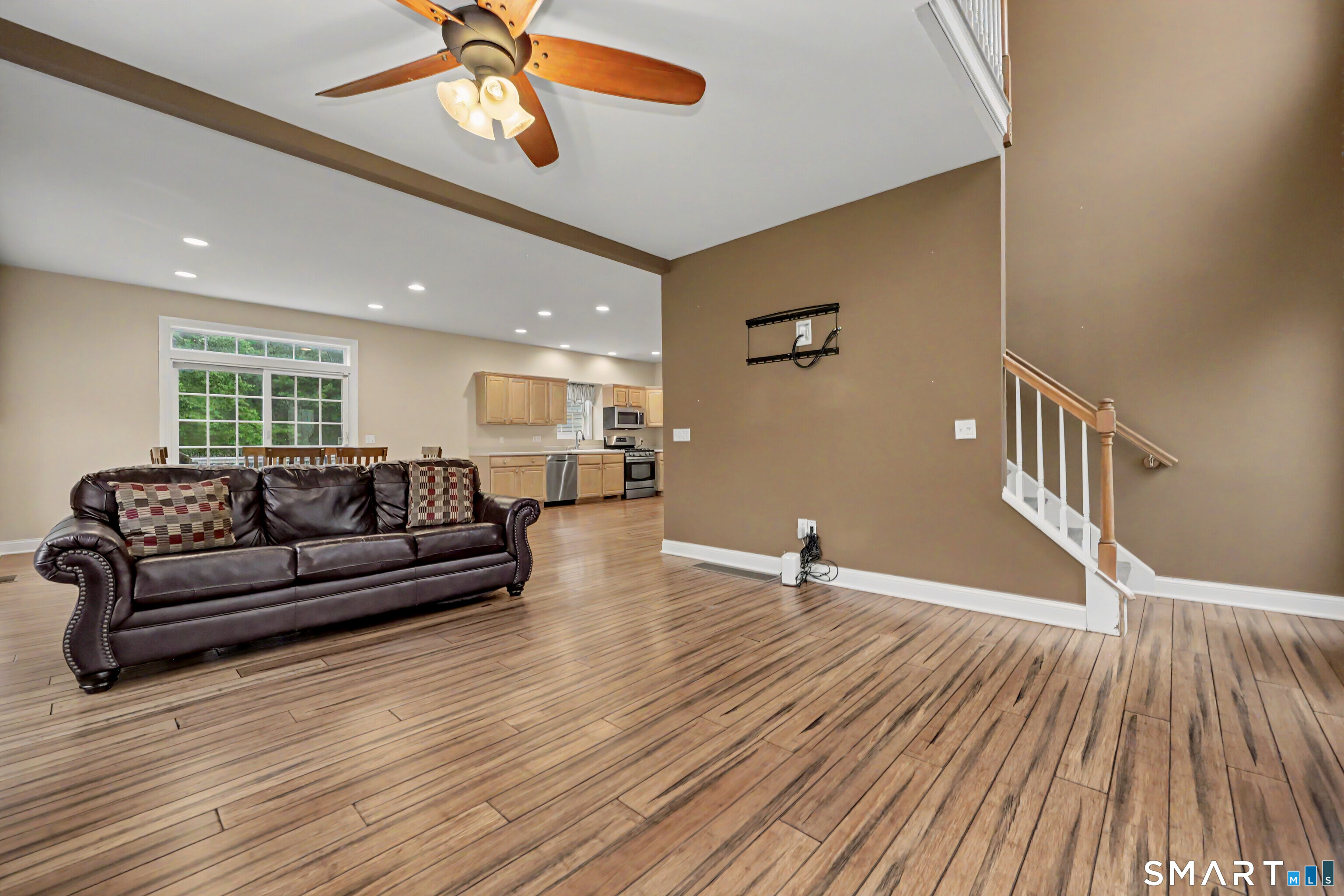 29 Evergreen Terrace Seymour CT 06483