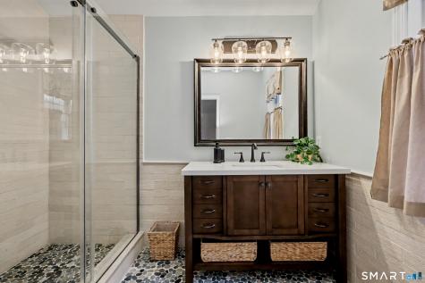 29 Evergreen Terrace Seymour CT 06483