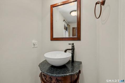 29 Evergreen Terrace Seymour CT 06483