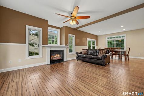 29 Evergreen Terrace Seymour CT 06483