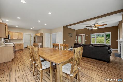 29 Evergreen Terrace Seymour CT 06483