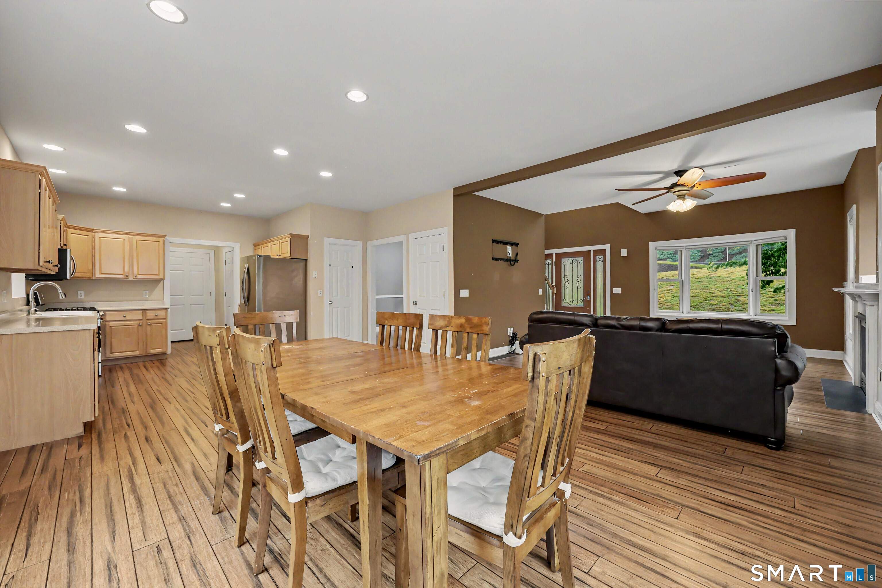29 Evergreen Terrace Seymour CT 06483