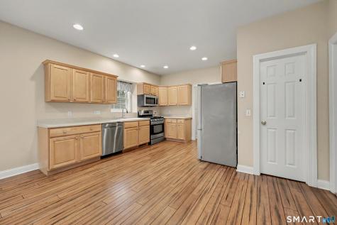 29 Evergreen Terrace Seymour CT 06483
