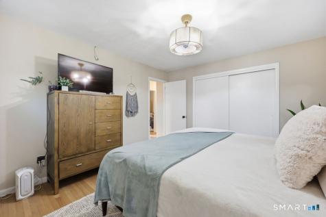 159 Crestview Drive Colchester CT 06415