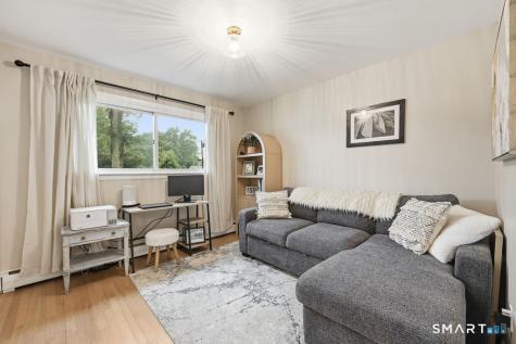 159 Crestview Drive Colchester CT 06415