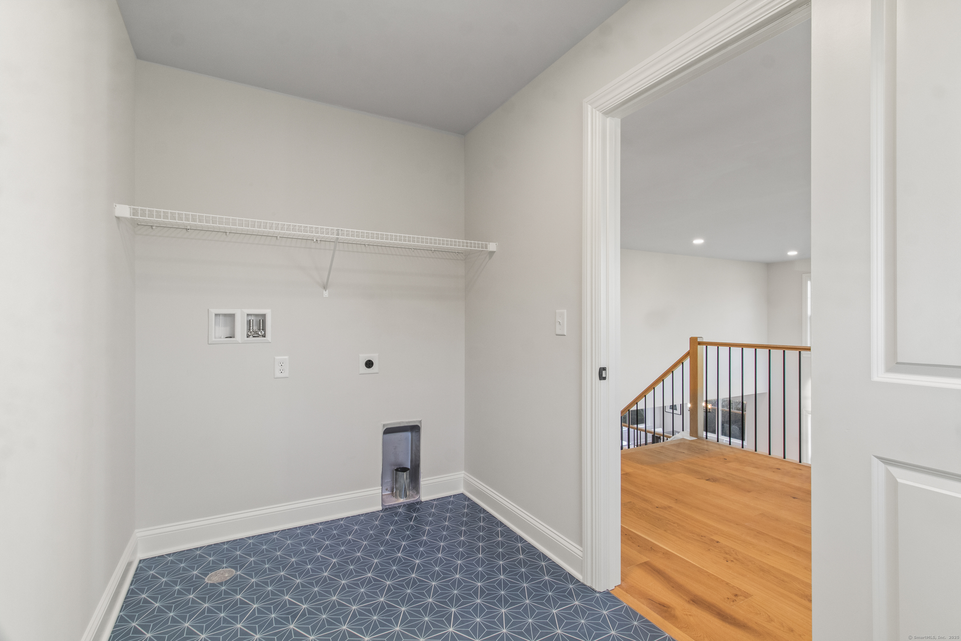 22 Summertime Circle Stonington CT 06379