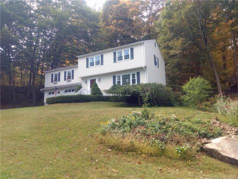 9 Carriage House Drive Danbury CT 06810