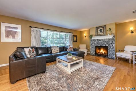 997 Rainbow Trail Orange CT 06477