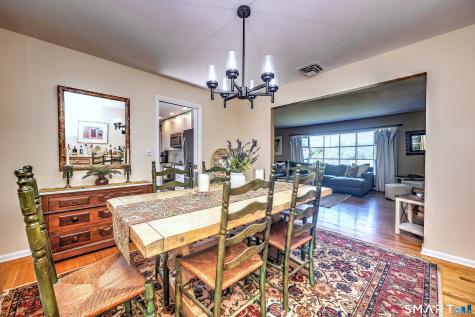 997 Rainbow Trail Orange CT 06477