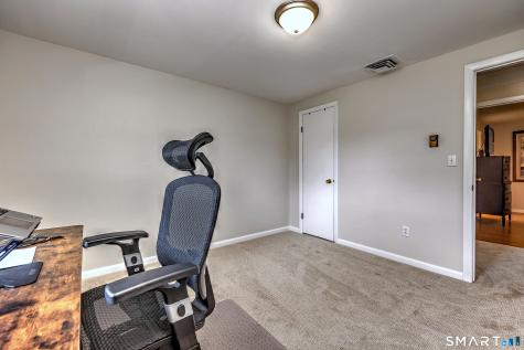 997 Rainbow Trail Orange CT 06477