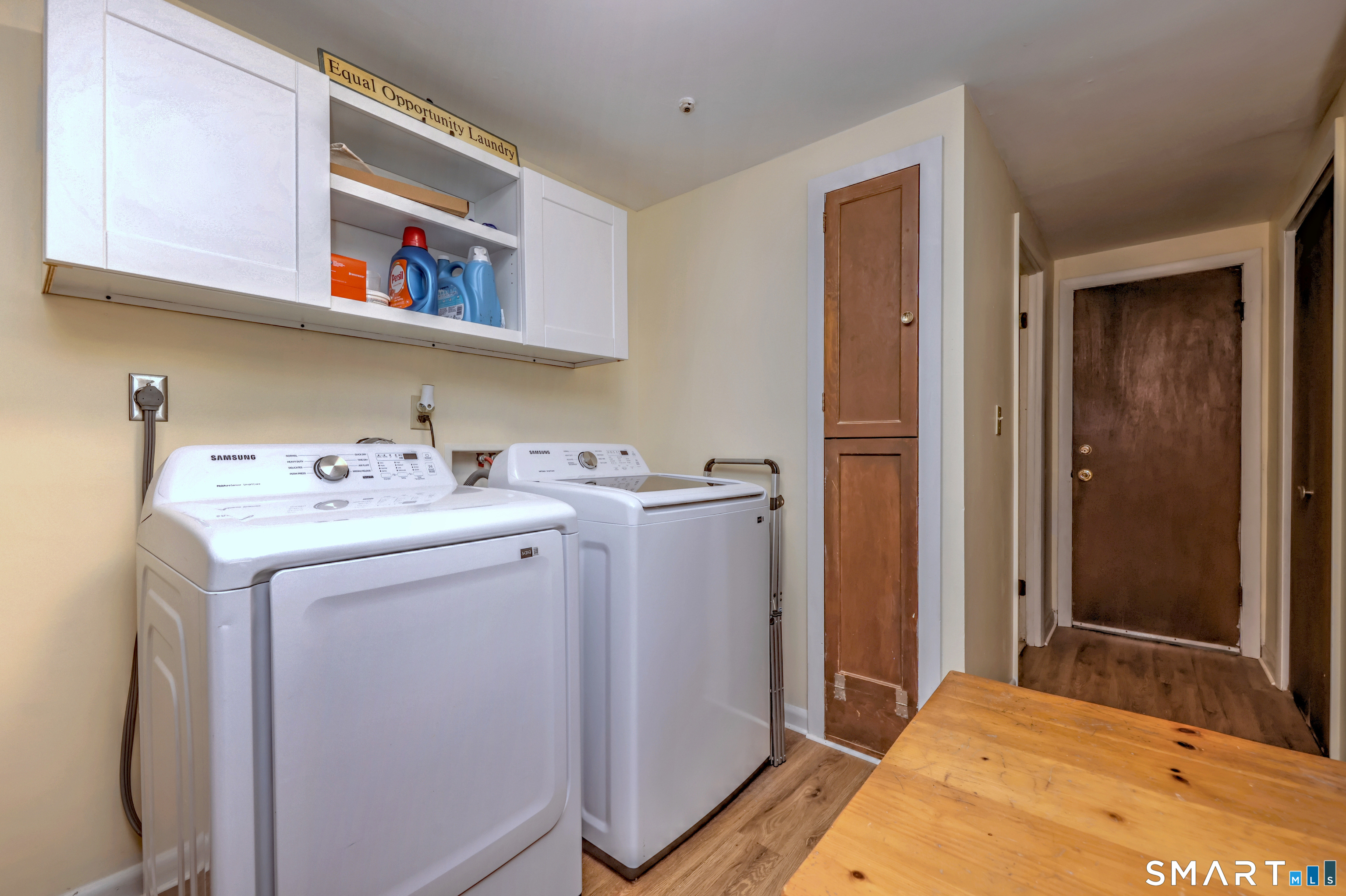 997 Rainbow Trail Orange CT 06477