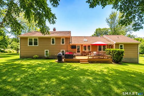 997 Rainbow Trail Orange CT 06477