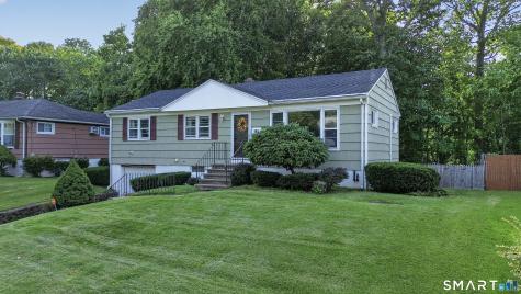 101 Beatrice Drive West Haven CT 06516