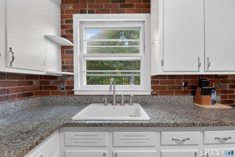 101 Beatrice Drive West Haven CT 06516