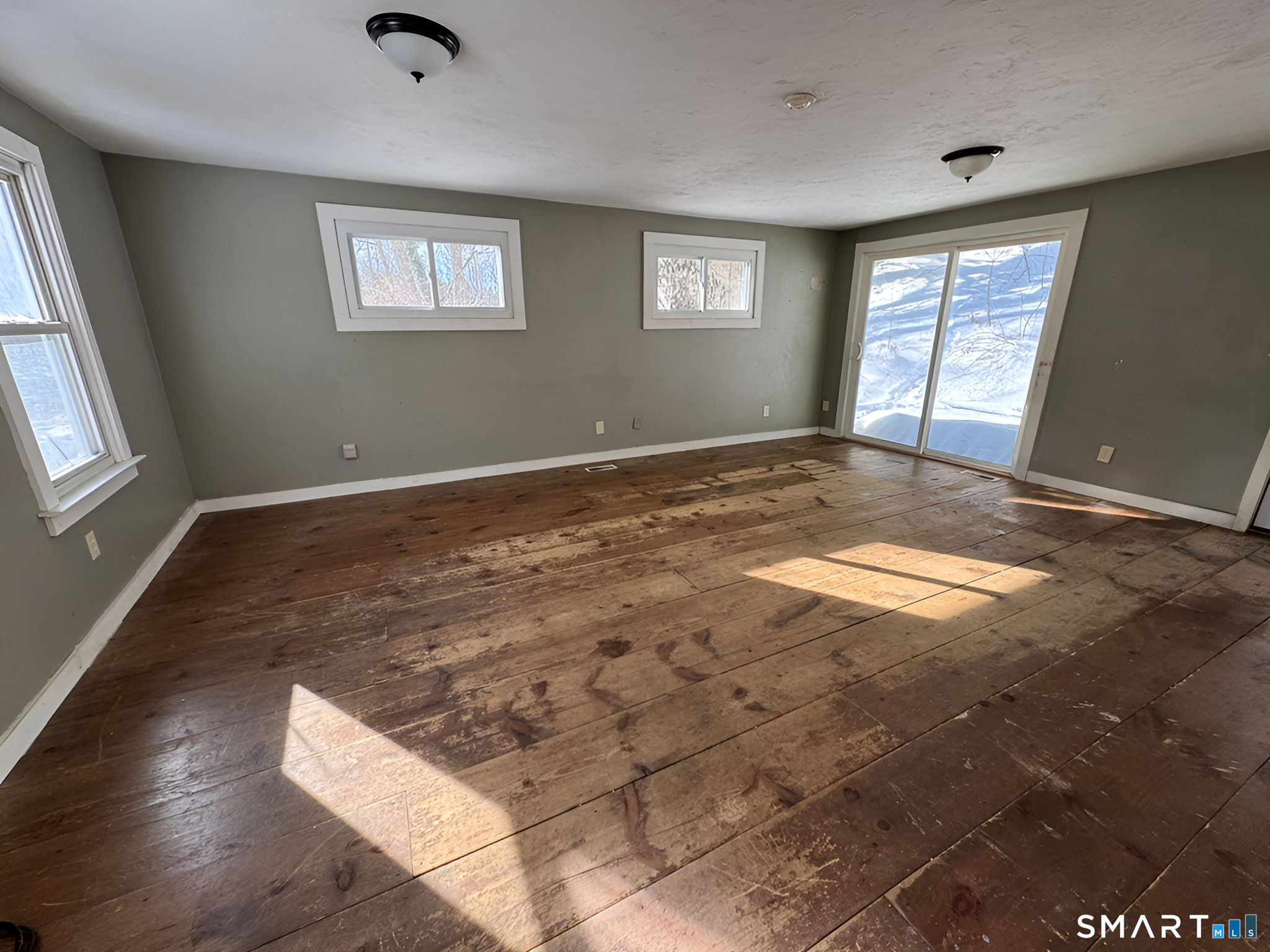 1346 Route 169 Woodstock CT 06281