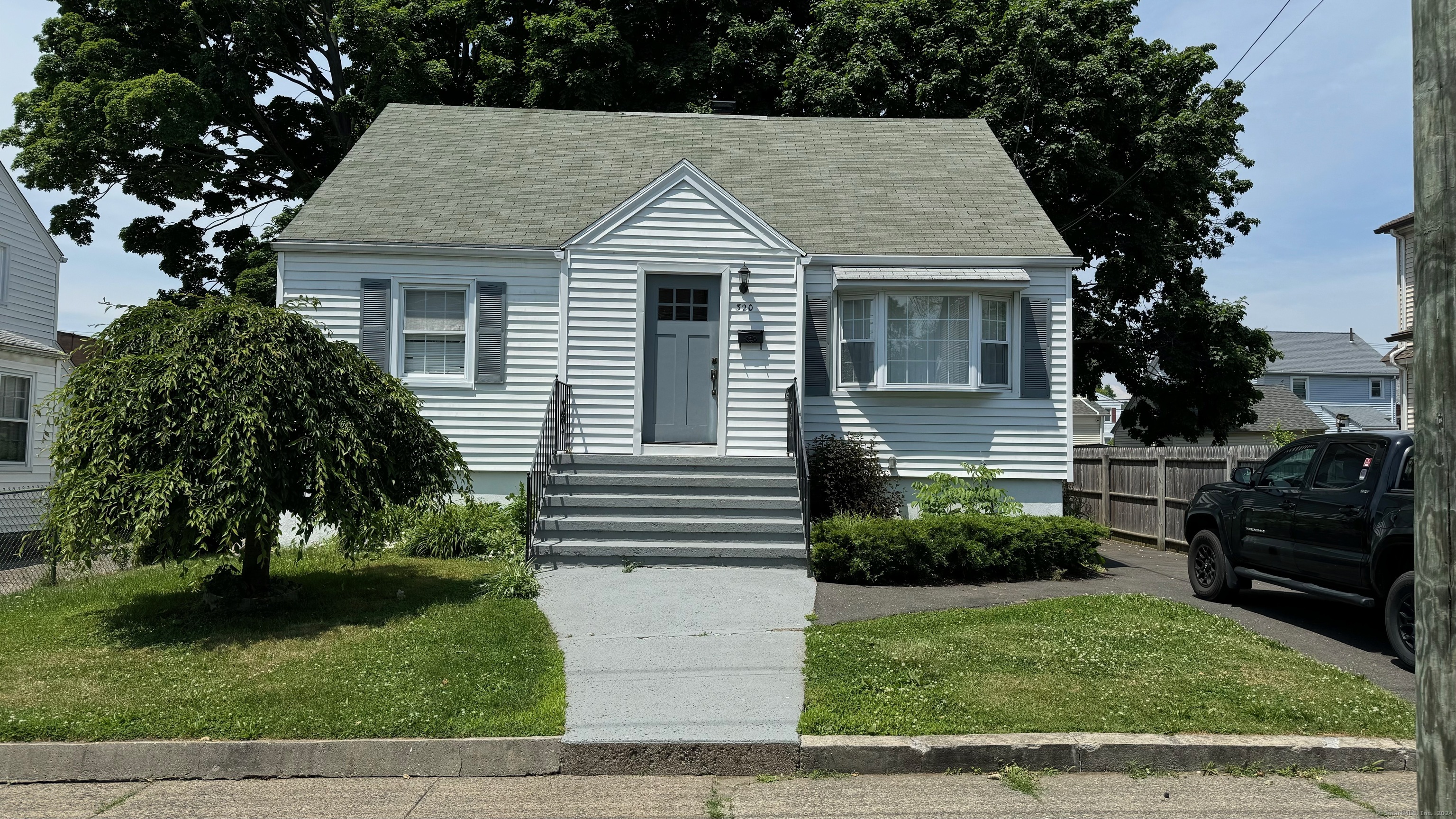 320 Norland Avenue Bridgeport CT 06606